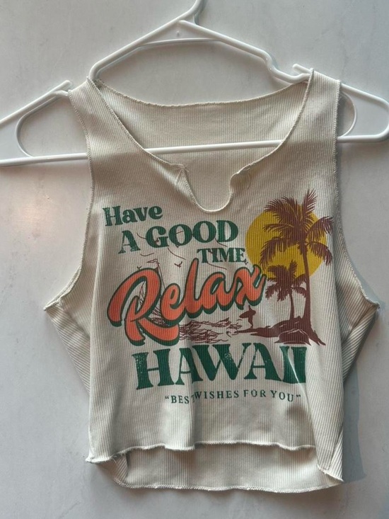 SHEIN Tops - Cream tropical Hawaii ribbed cropped tank top in size small